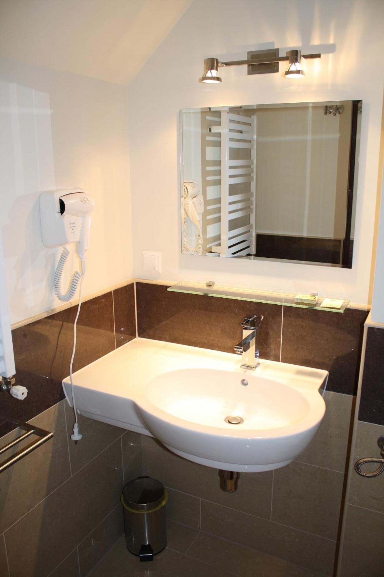 Marina Gorklo - Zurawi Kat Hotell Rom bilde
